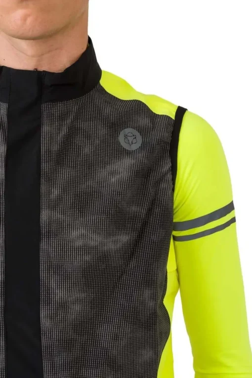 Agu Agu Body Essential Prime Rain Reflection