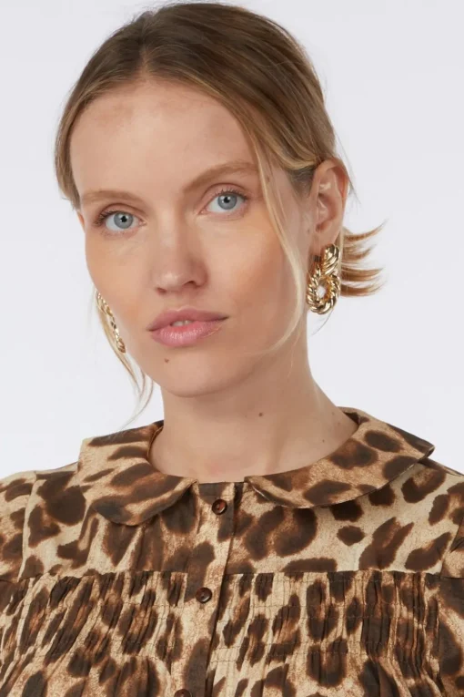AWARE Blouse Roxanne Volume