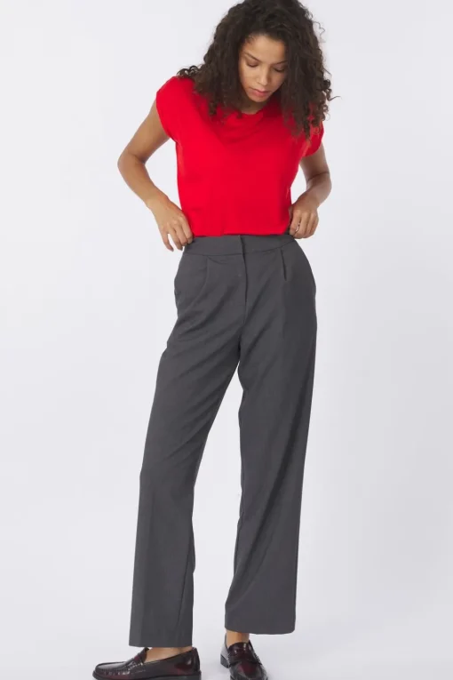 AWARE Broek Okava