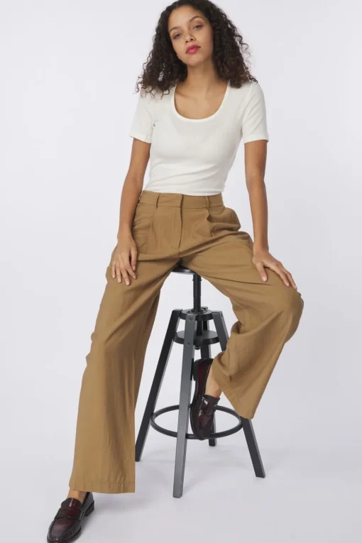 AWARE Broek Perry
