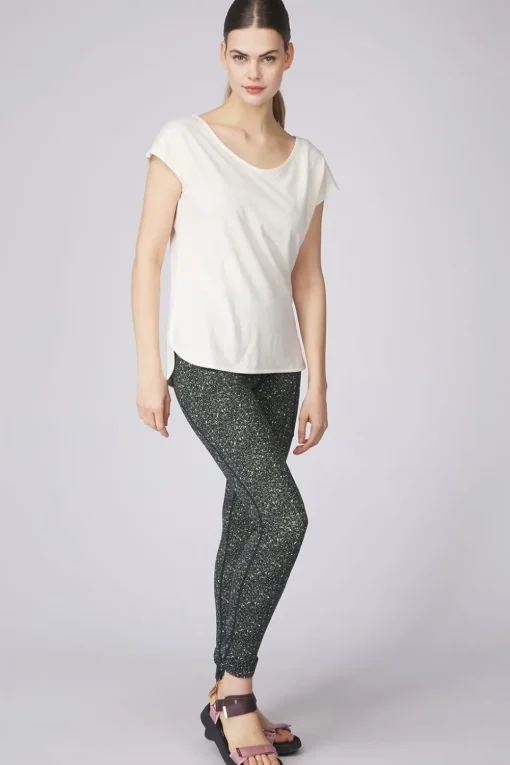 Ayacucho T-Shirt Adriene Tee W