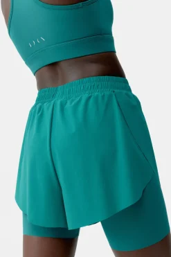 Born Living Sportshort Bikila