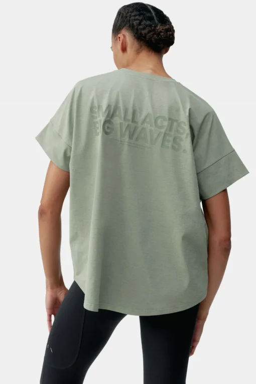 Born Living T-Shirt Mayumi