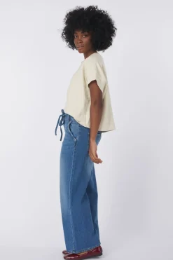 B.Young Jeans Kimu