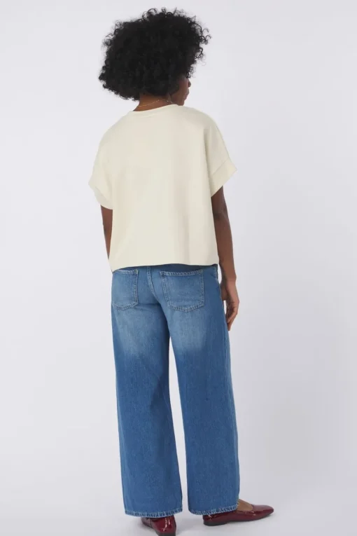B.Young Jeans Kimu