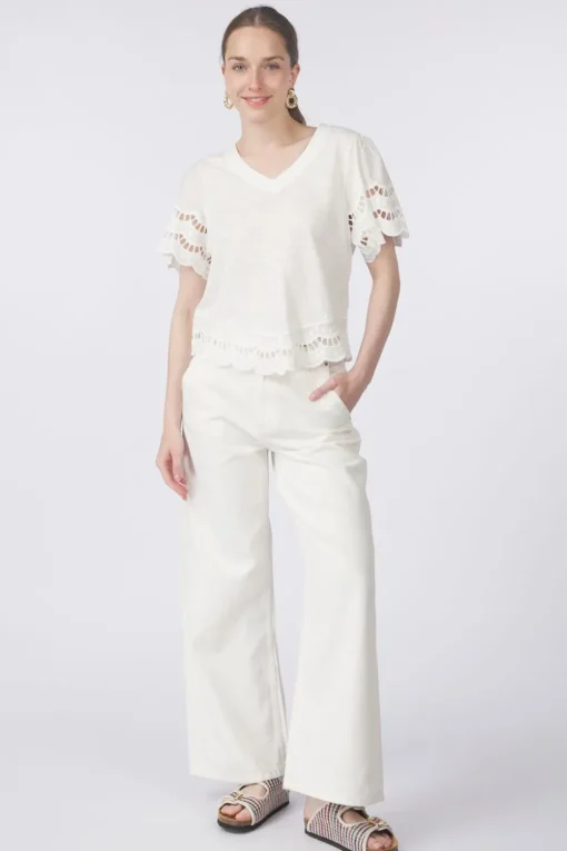 B.Young Jeans Kimu