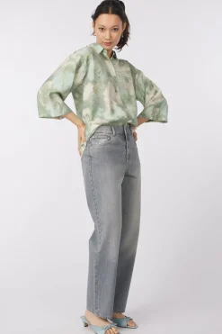 B.Young Jeans Larita