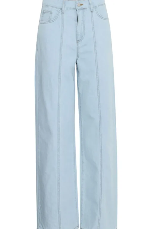 B.Young Jeans Lonia