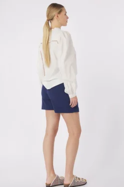 B.Young Short Danta