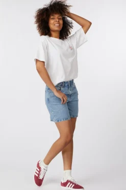 B.Young Short Kallie