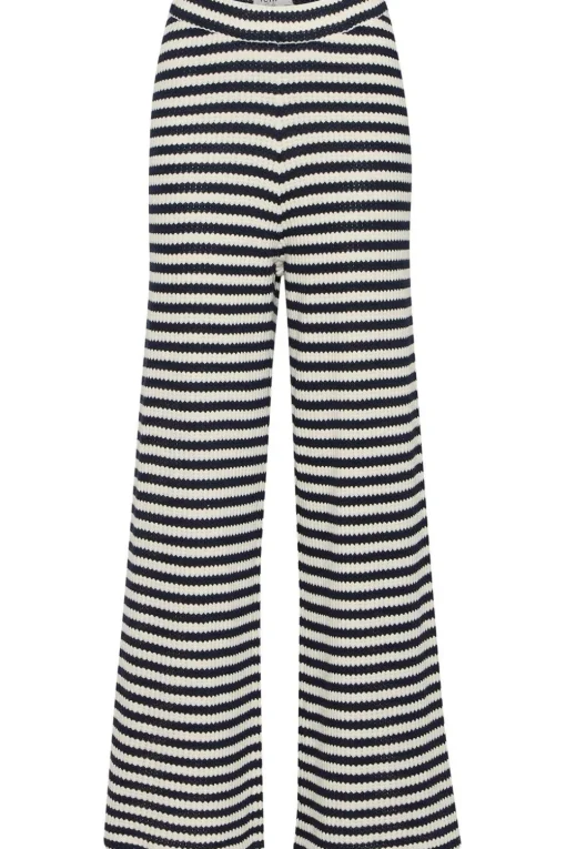Ichi Broek Lorianna