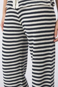Ichi Broek Lorianna