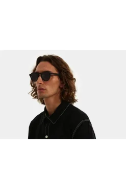 Komono Liam