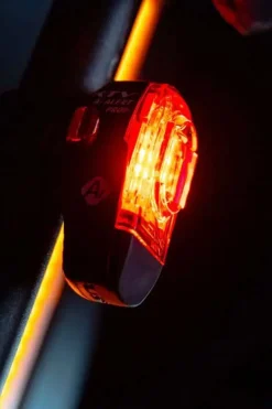 Lezyne Fietsverlichting Ktv Pro+ Ai Alert Rear
