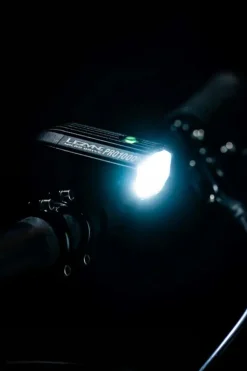 Lezyne Fietsverlichting Micro Drive Pro 1000+ Front