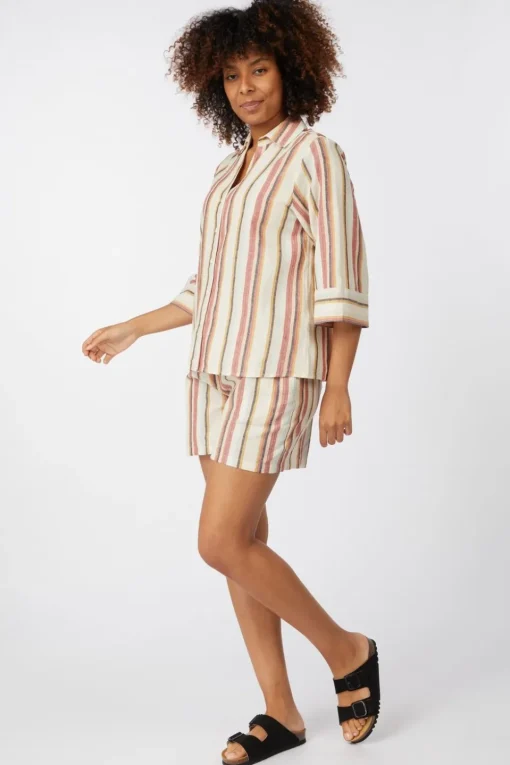Object Short Karens
