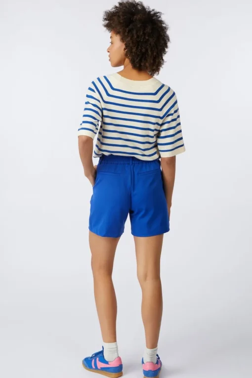 Object Short Lisa