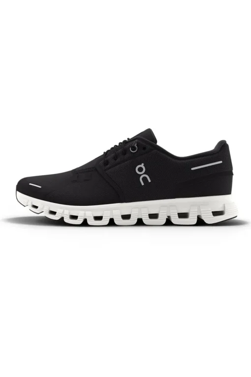 On Wandelschoenen Cloud 6