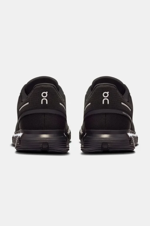On Wandelschoenen Cloud 6