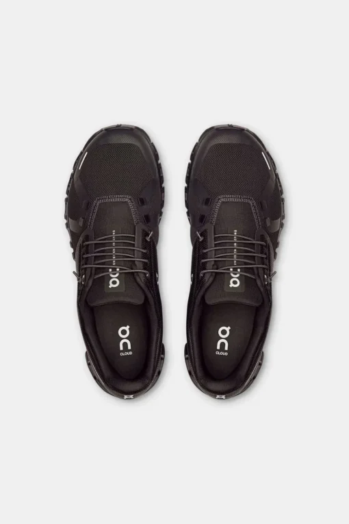 On Wandelschoenen Cloud 6