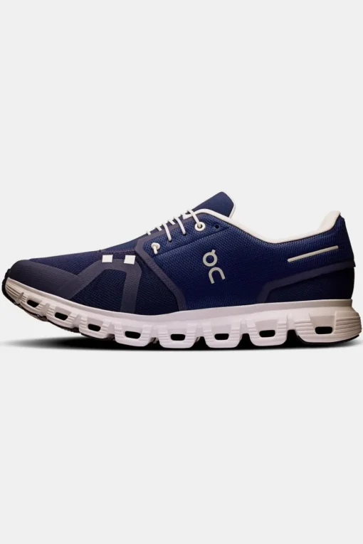 On Wandelschoenen Cloud 6