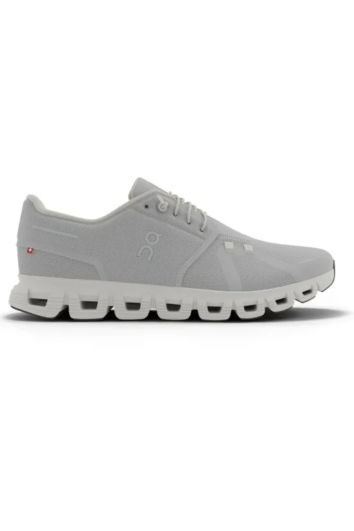 On Wandelschoenen Cloud 6