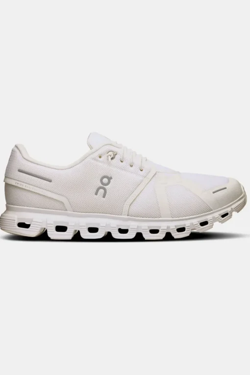 On Wandelschoenen Cloud 6