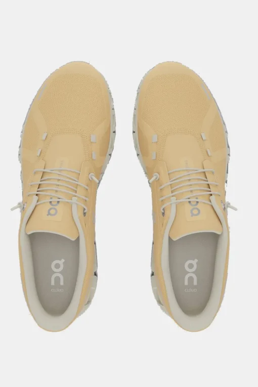 On Wandelschoenen Cloud 6