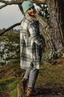 Passenger Clothing ltd Fleece Cloudy Recycled Sherpa Longline Fleece Shirt