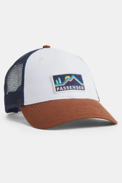 Passenger Clothing ltd Pet Made To Roam