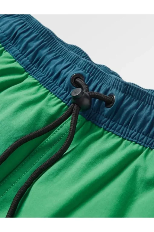 Passenger Clothing ltd Short Way Out Organic Hybrid