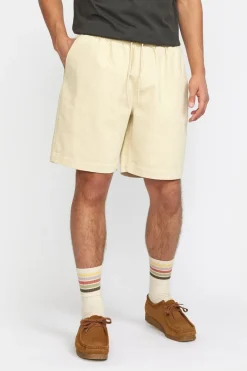 Revolution Short 4054