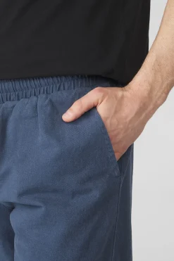 Revolution Short 4054