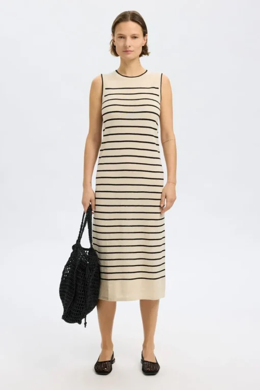 Selected Jurk Festher