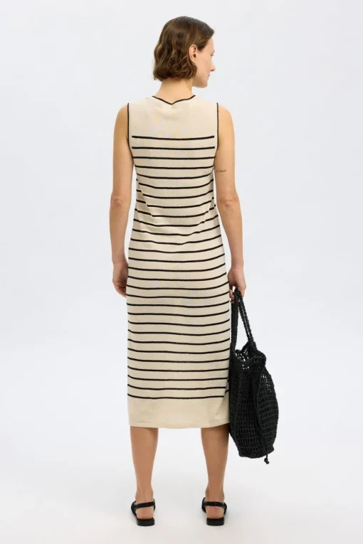 Selected Jurk Festher