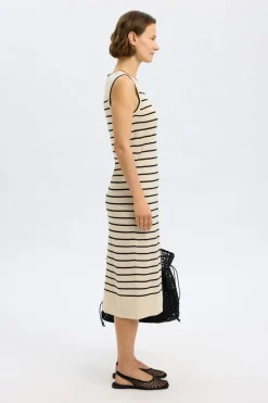 Selected Jurk Festher