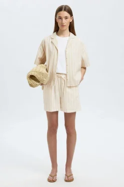 Selected Short Fluisa