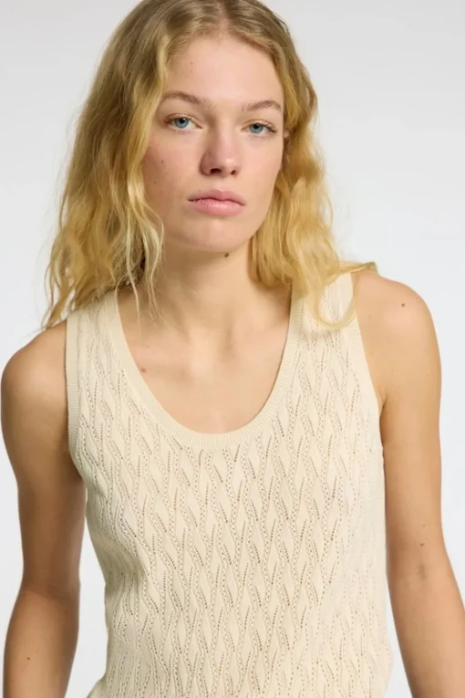 Selected Top Agny Sl