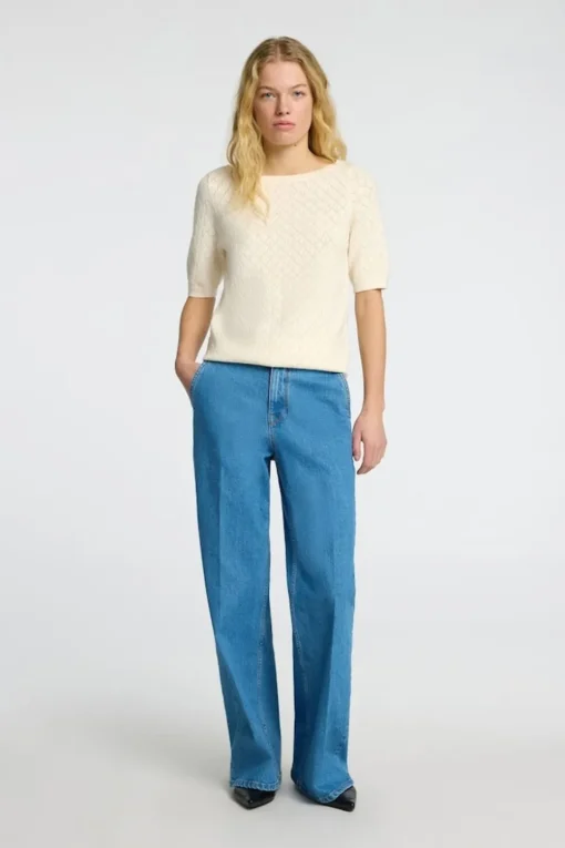 Selected Trui Helen