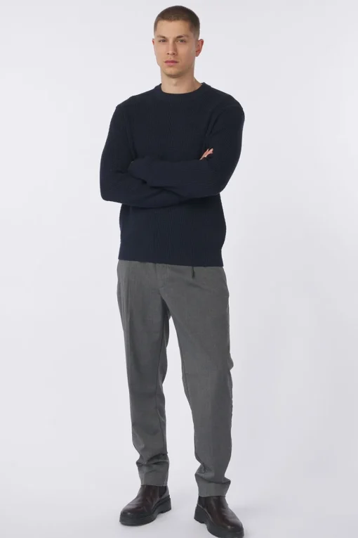 Selected Trui Theo