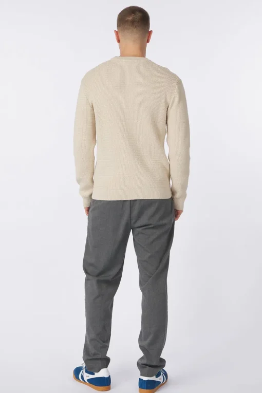 Selected Trui Theo