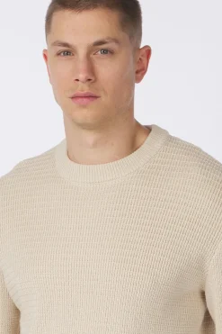 Selected Trui Theo