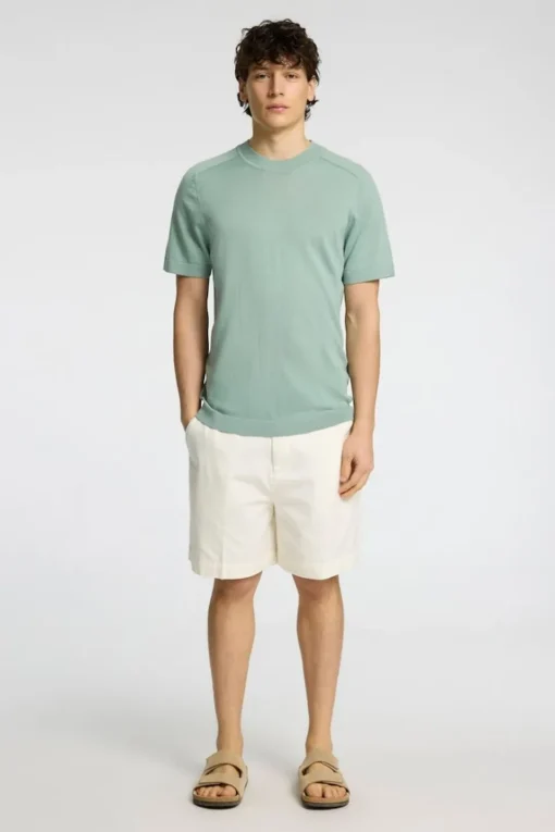 Selected T-Shirt Tray