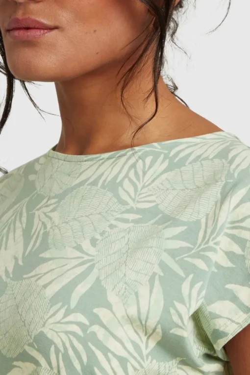 Sherpa T-Shirt Neha Tee