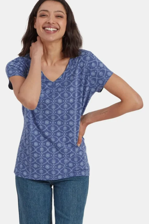 Sherpa T-Shirt Neha V-Neck Tee