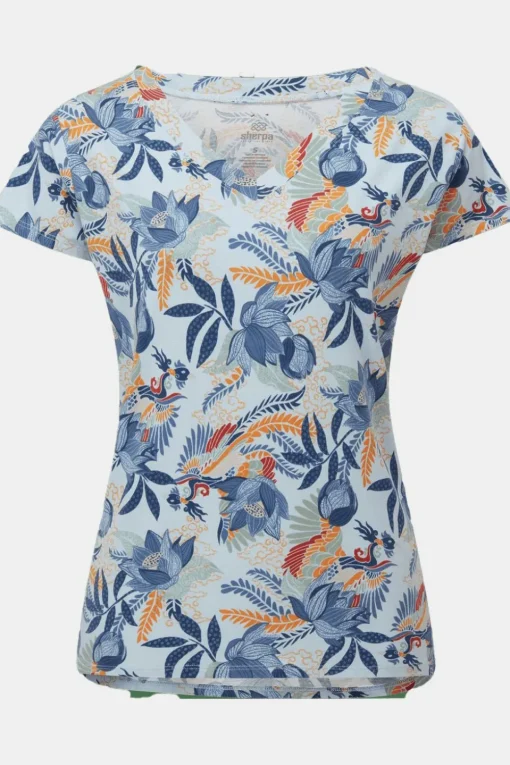 Sherpa T-Shirt Neha V-Neck Tee