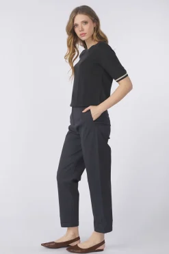 Yaya Trui Textured Round Neck Sleeve