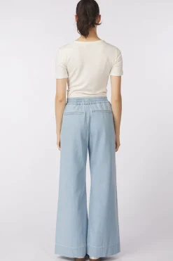 Yerse Broek Lago