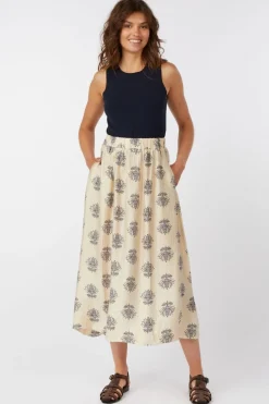 Yerse Rok Danielle